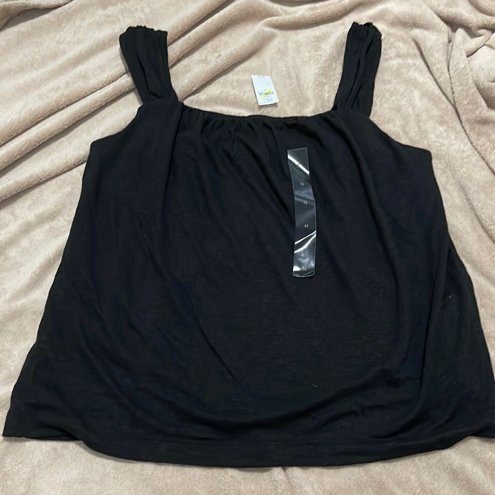 NWT- Banana Republic - M